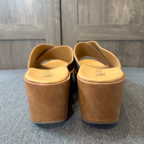 Women's Tan Wedge Sandals - Picture 6 of 12